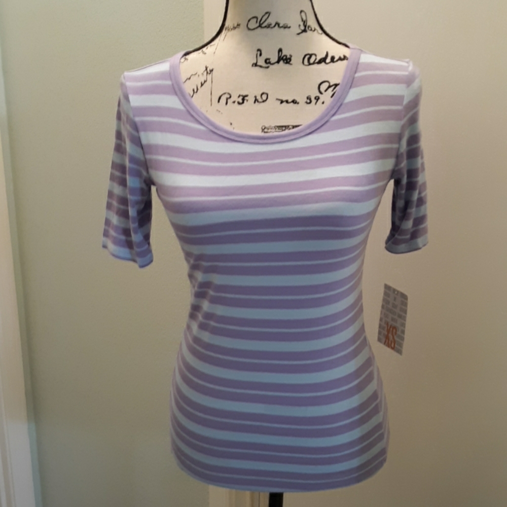NWT LulaRoe Gigi striped shirt XS